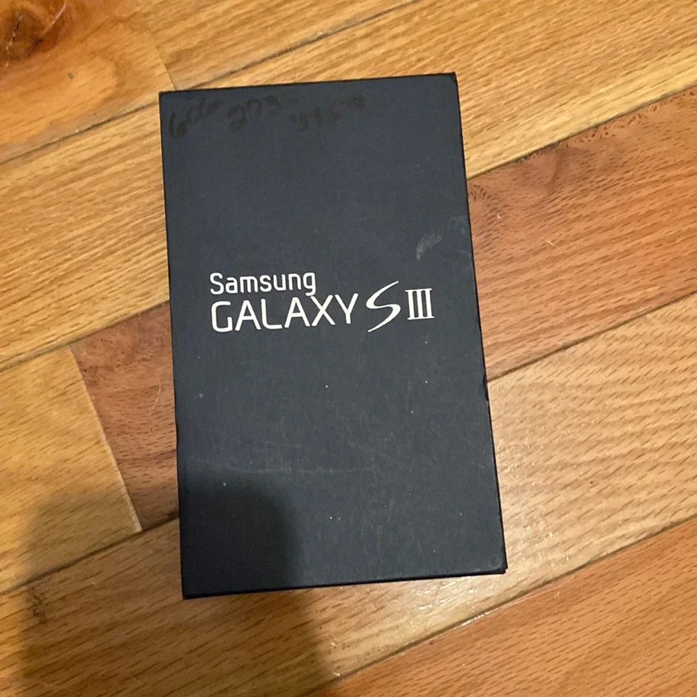 Samsung galaxy s 111 16GB the phone is threw AT&T